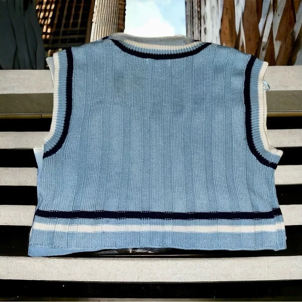 Ultra Flirt Sweater Vest Y2K Light Blue Striped V-Neck Cropped Preppy Tennis M 🍭